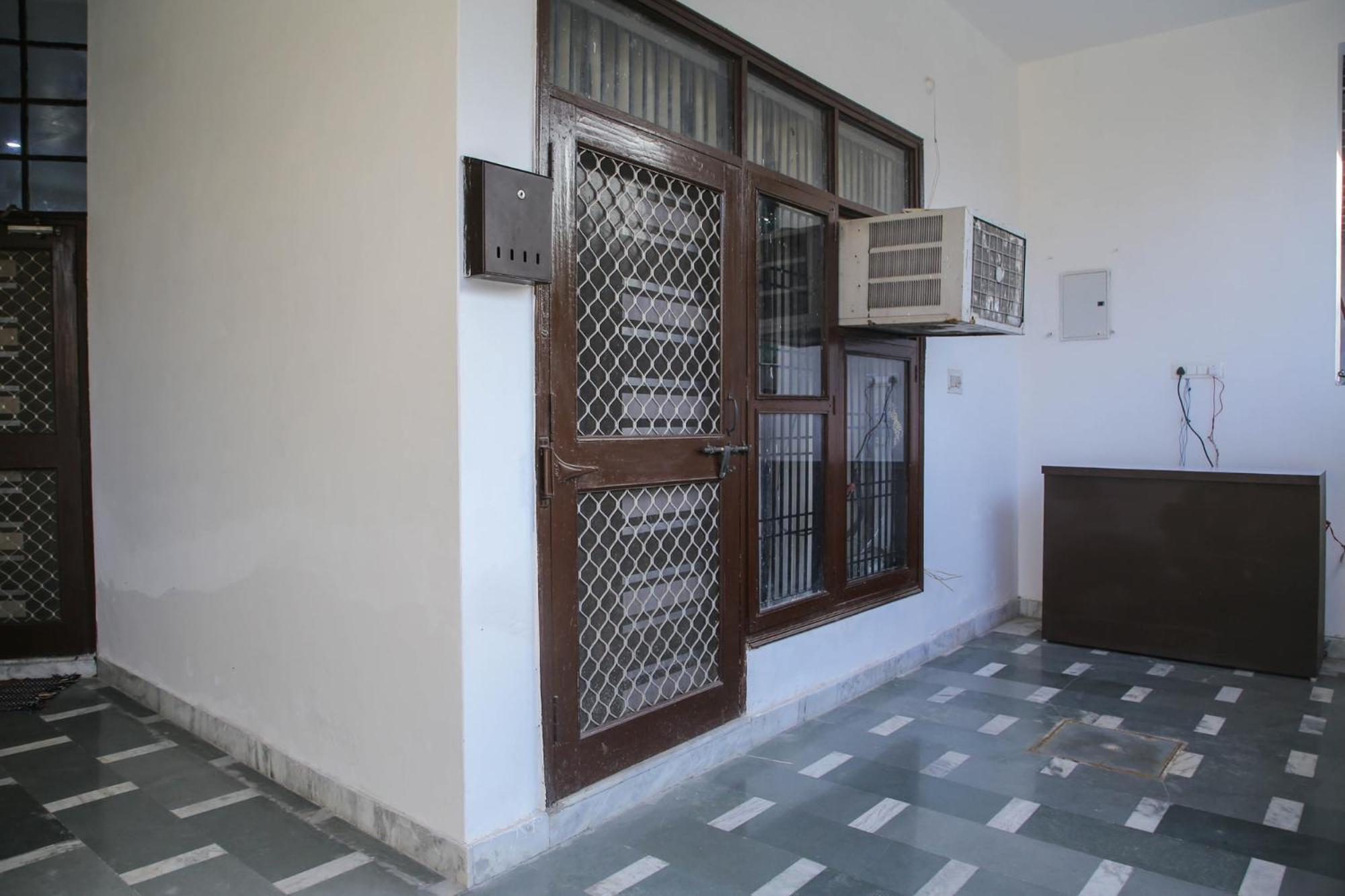 Aradhana'S Home Stay Агра Екстериор снимка