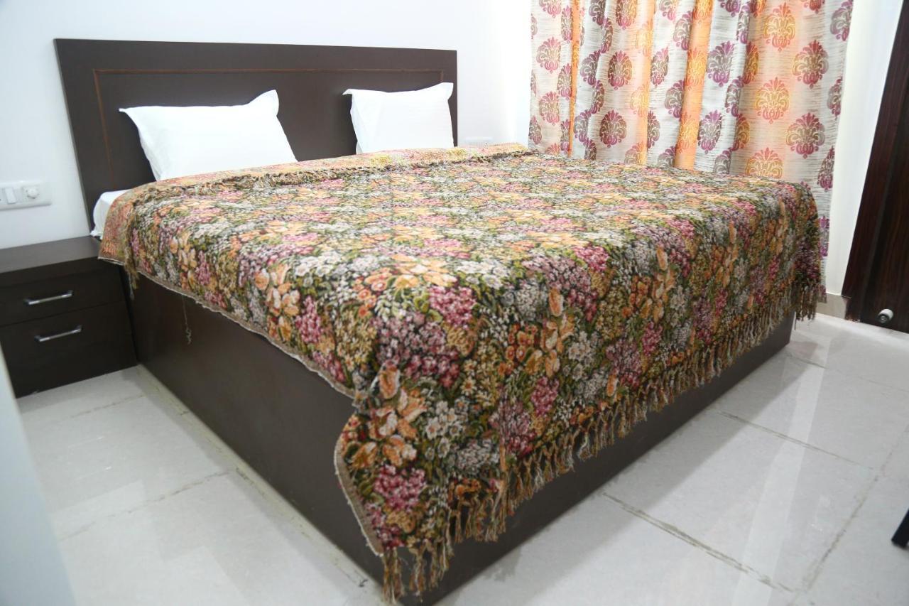 Aradhana'S Home Stay Агра Екстериор снимка