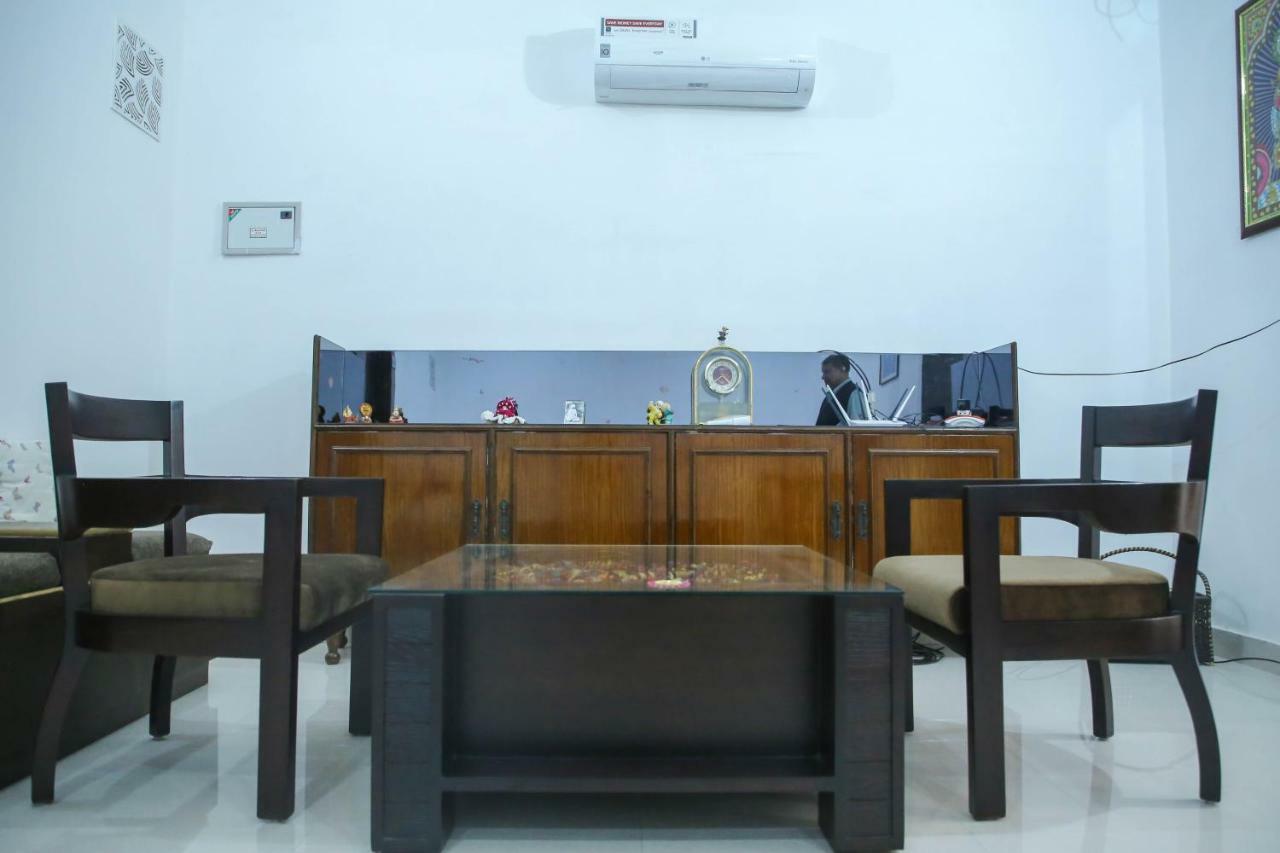 Aradhana'S Home Stay Агра Екстериор снимка