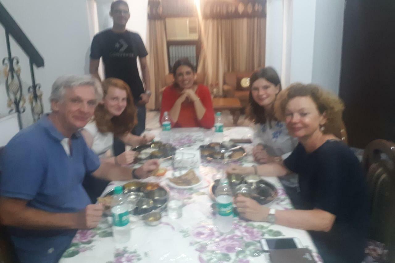 Aradhana'S Home Stay Агра Екстериор снимка