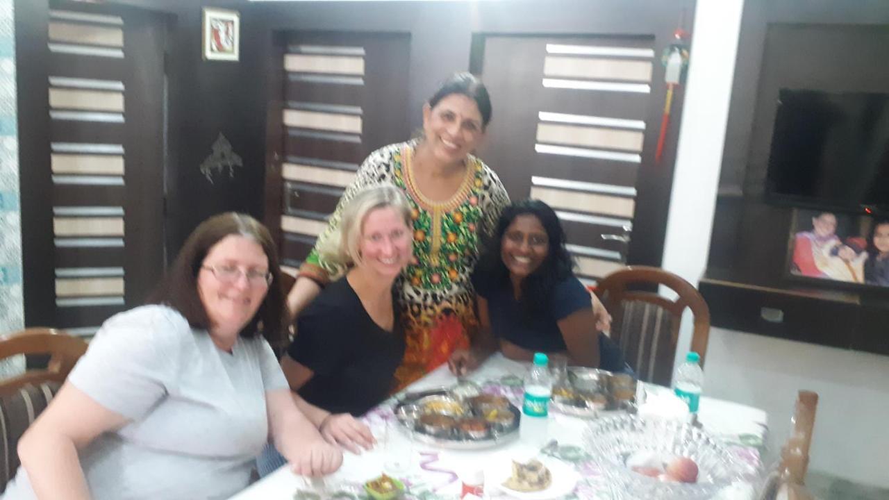 Aradhana'S Home Stay Агра Екстериор снимка
